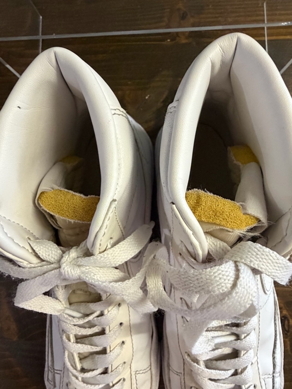 Nike Women’s Blazer Mid Vintage White High-Top Sneakers - Picture 8 of 13